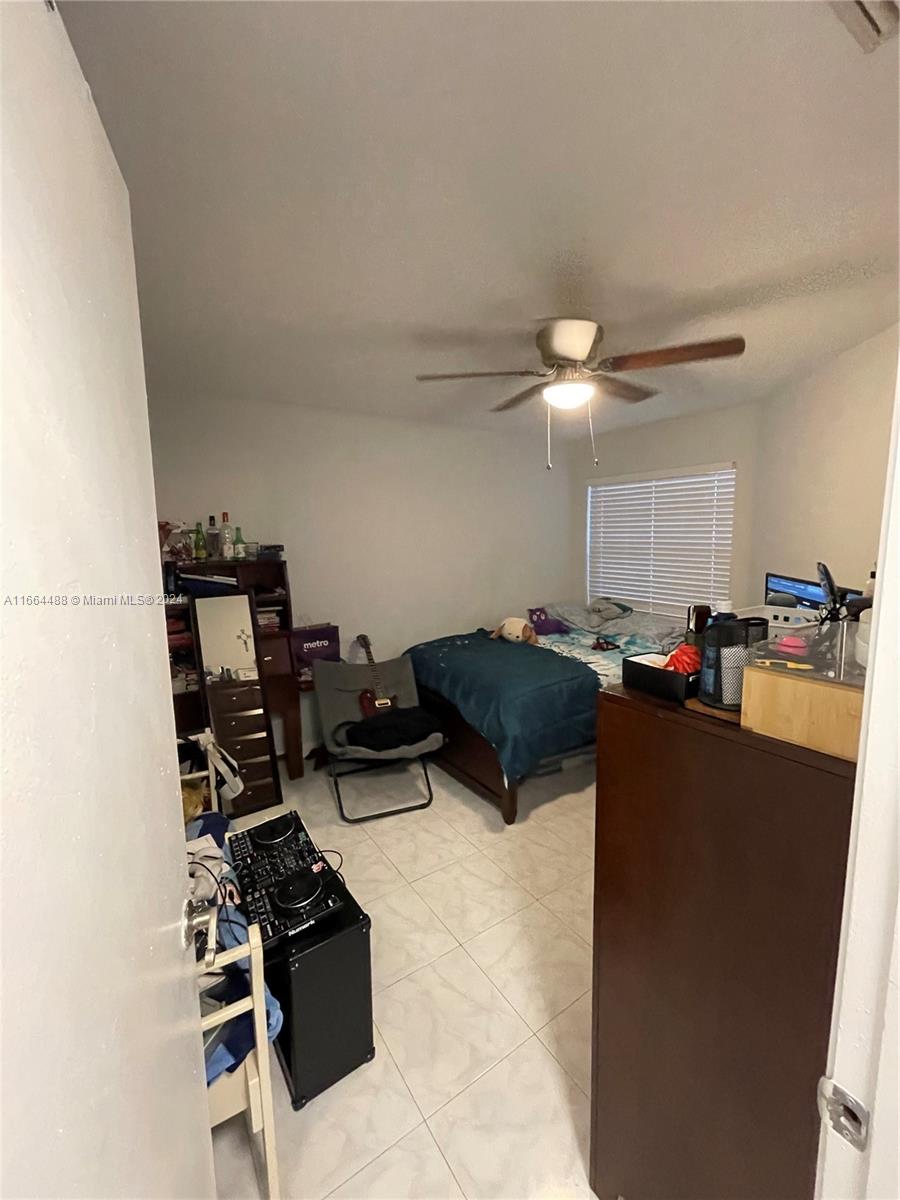 6268 NW 170th Ter, Hialeah, Florida image 20