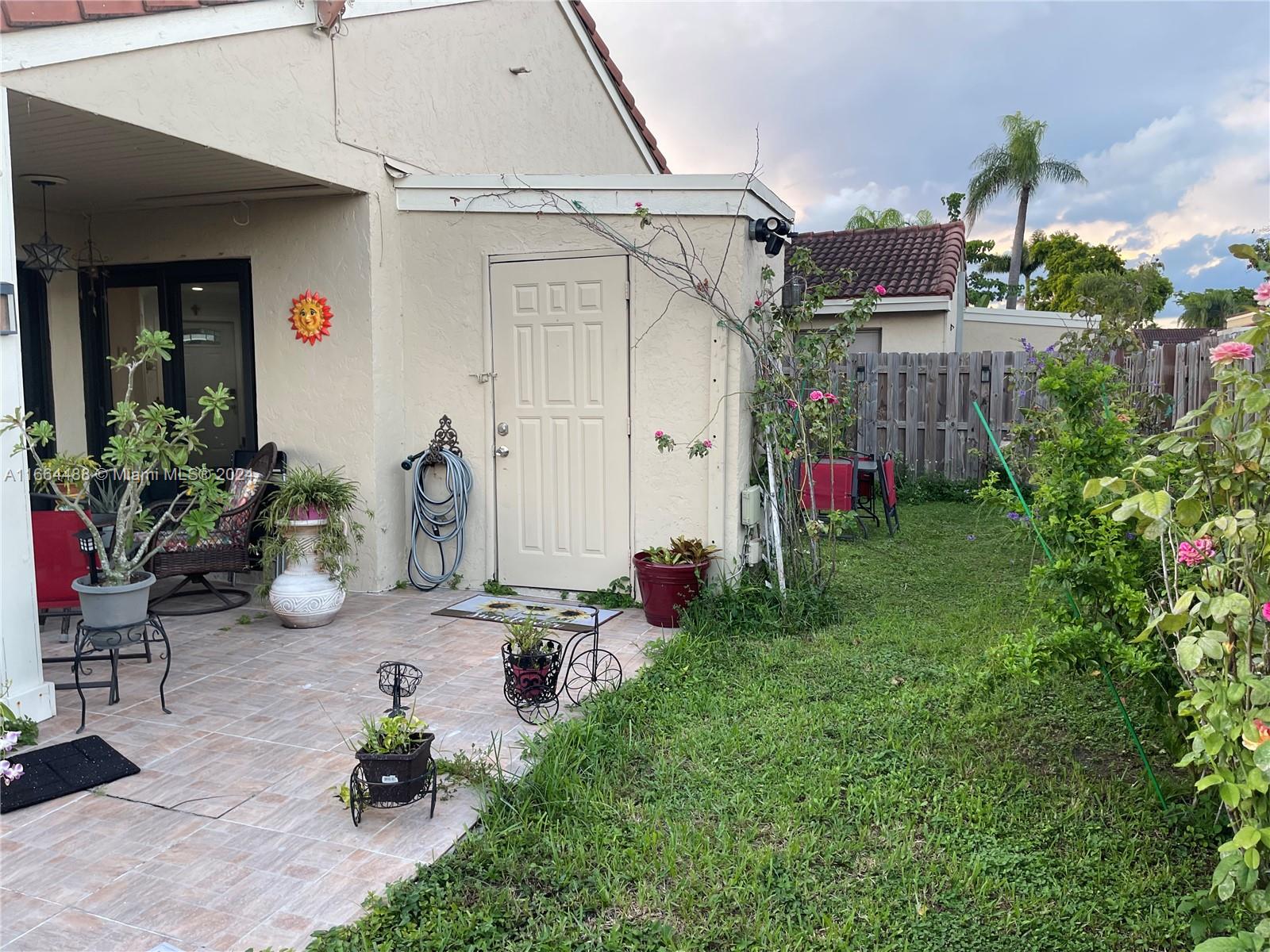 6268 NW 170th Ter, Hialeah, Florida image 26