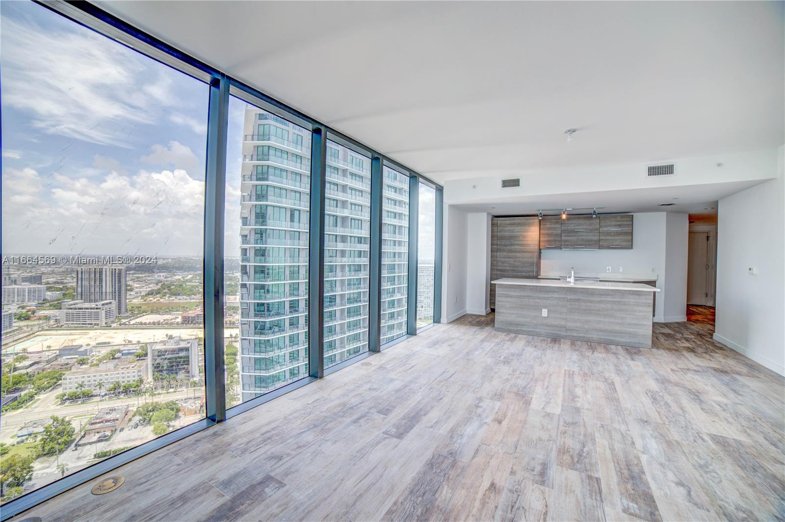 650 NE 32nd St #4001, Miami, Florida image 8