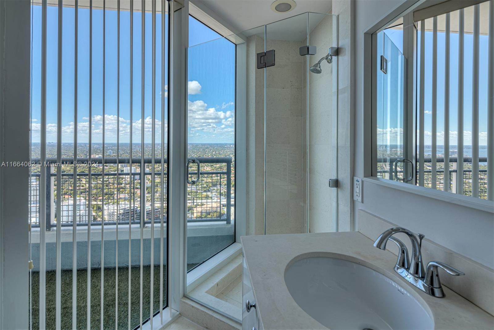 60 SW 13th St #4211, Miami FL 33130