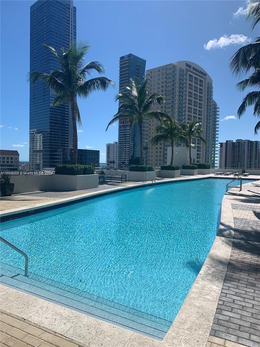 60 SW 13th St #4211, Miami FL 33130