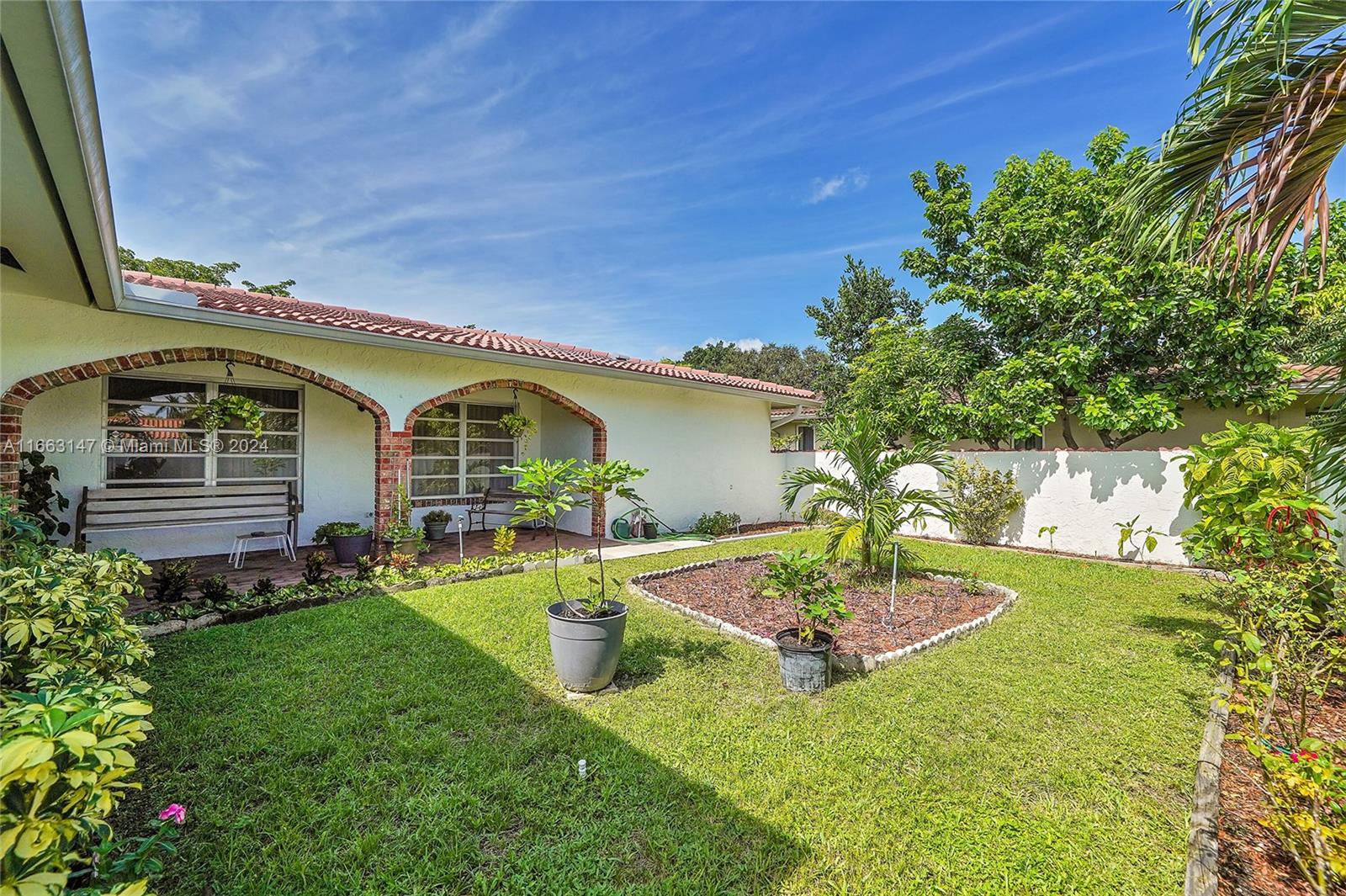 2458 NW 118th Ter, Coral Springs, Florida image 8