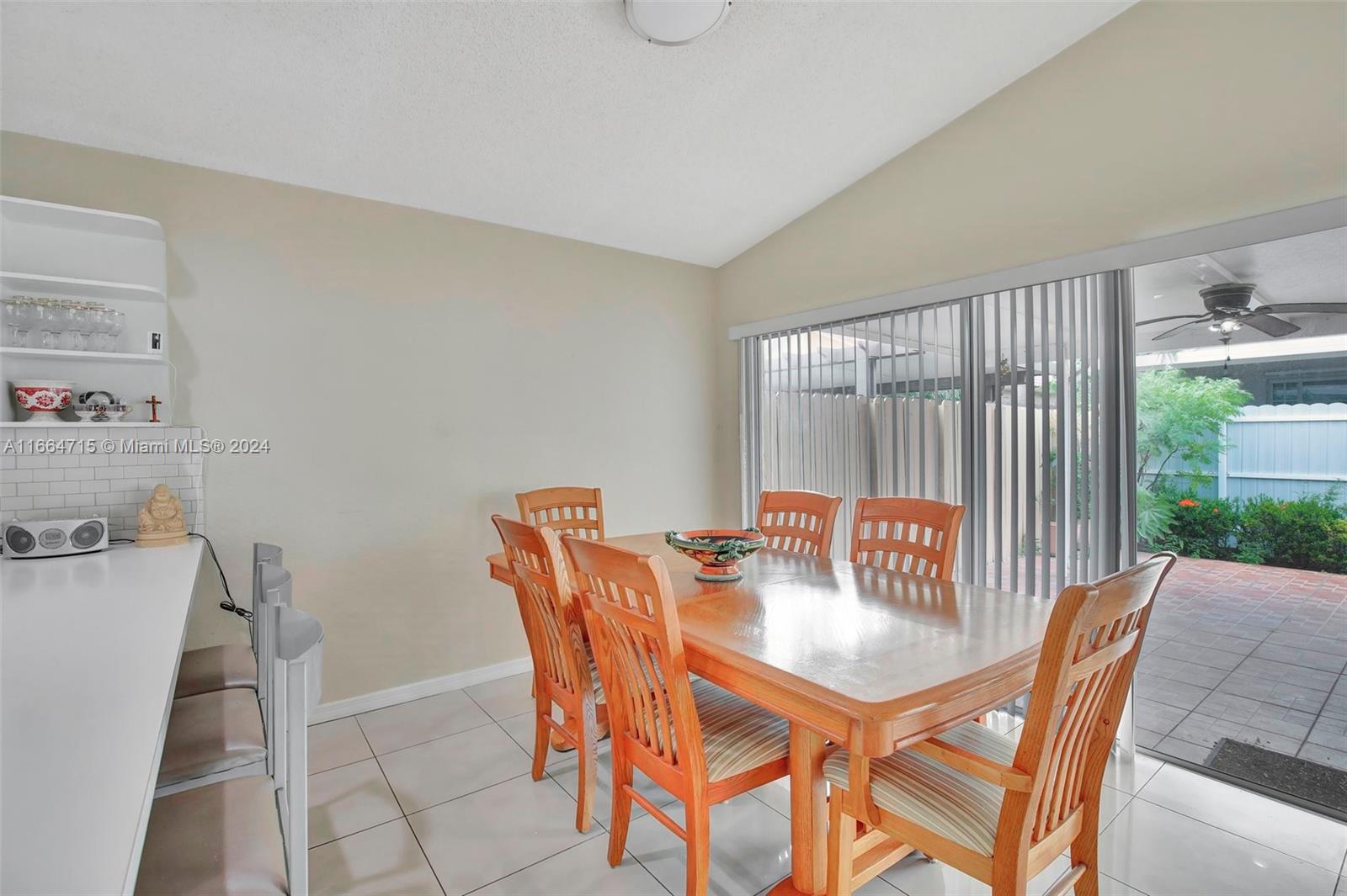 7481 NW 167th Ter, Hialeah, Florida image 26