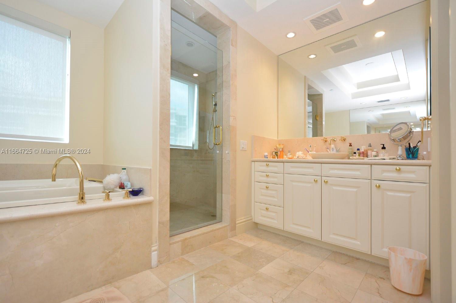 10295 Collins Ave, Bal Harbour, Florida image 13