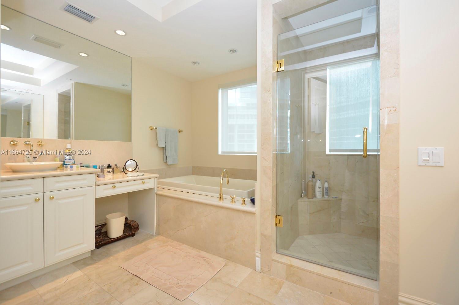 10295 Collins Ave, Bal Harbour, Florida image 14