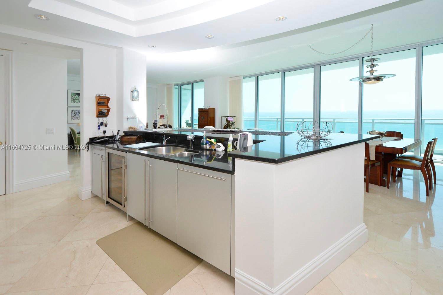 10295 Collins Ave, Bal Harbour, Florida image 5