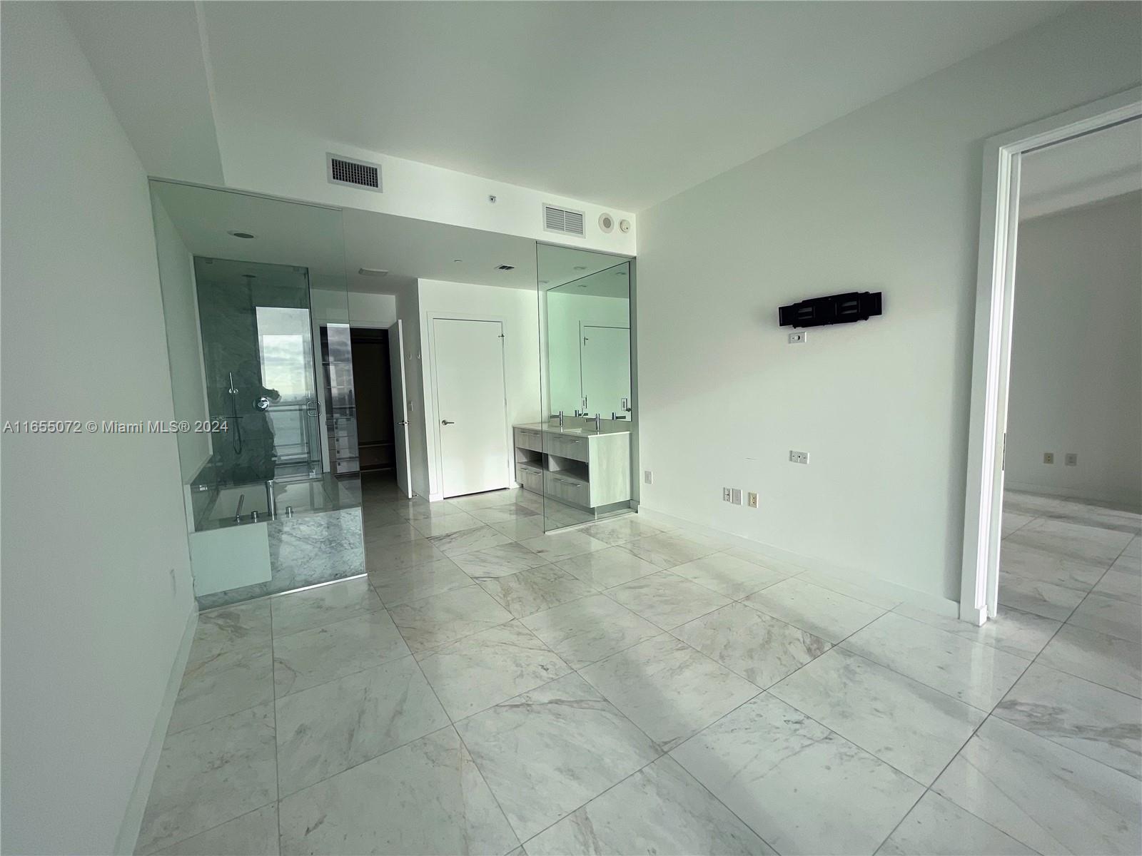 480 NE 31st St #4402, Miami FL 33137