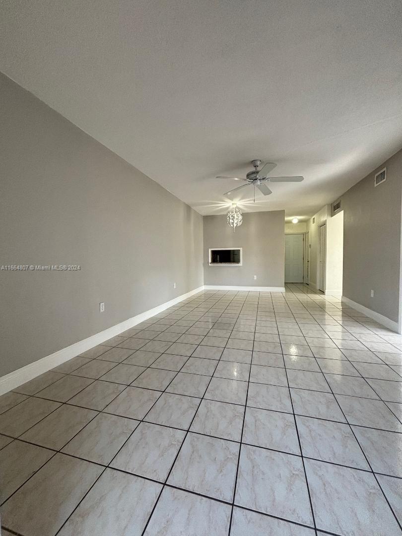 Residential, Hialeah Gardens, Florida image 2