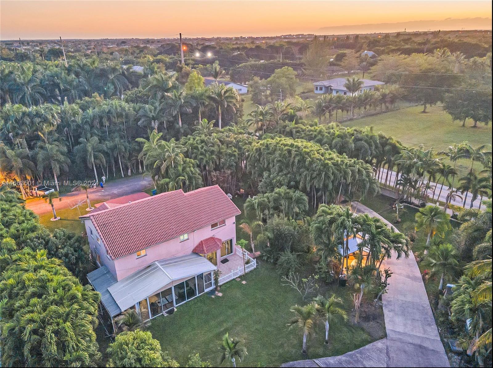 6780 SW 185th Way, Southwest Ranches, Florida image 4