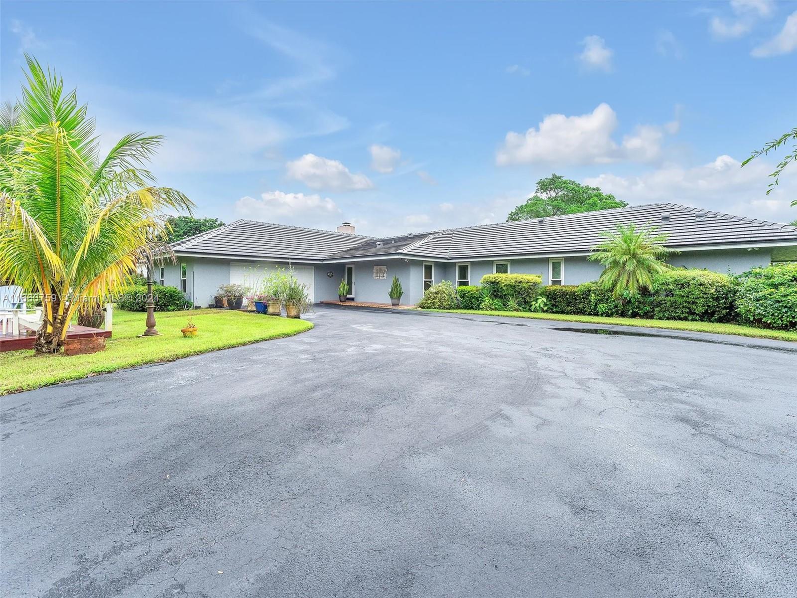 1751 SW 136th Ave, Davie, Florida image 1