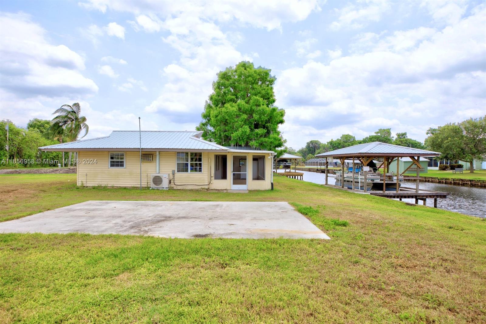 1607 Lakeshore Dr, Lorida, Florida image 34