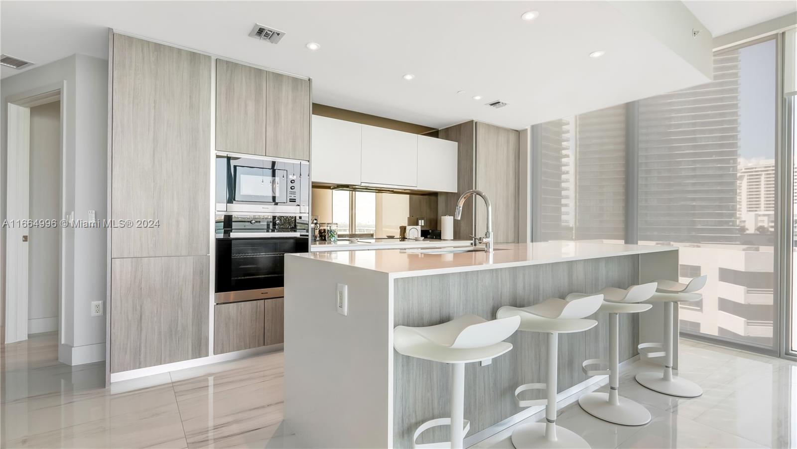 2900 NE 7th Ave #902, Miami FL 33137