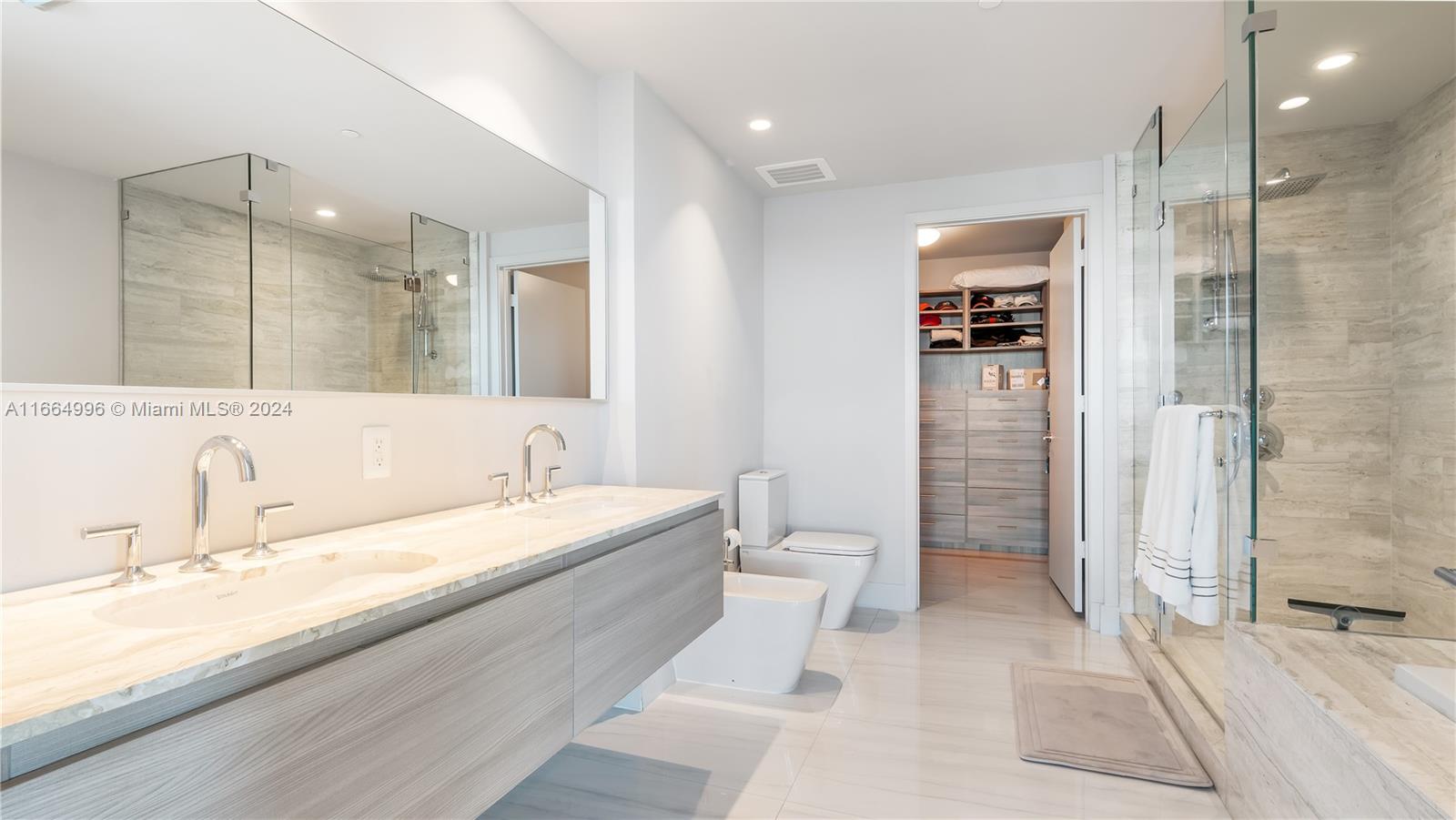 2900 NE 7th Ave #902, Miami FL 33137