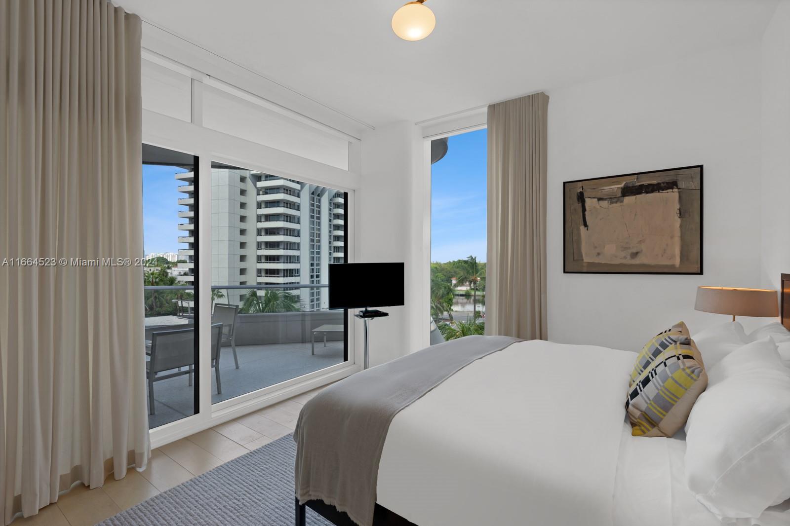 3315 Collins Ave #5D, Miami Beach FL 33140