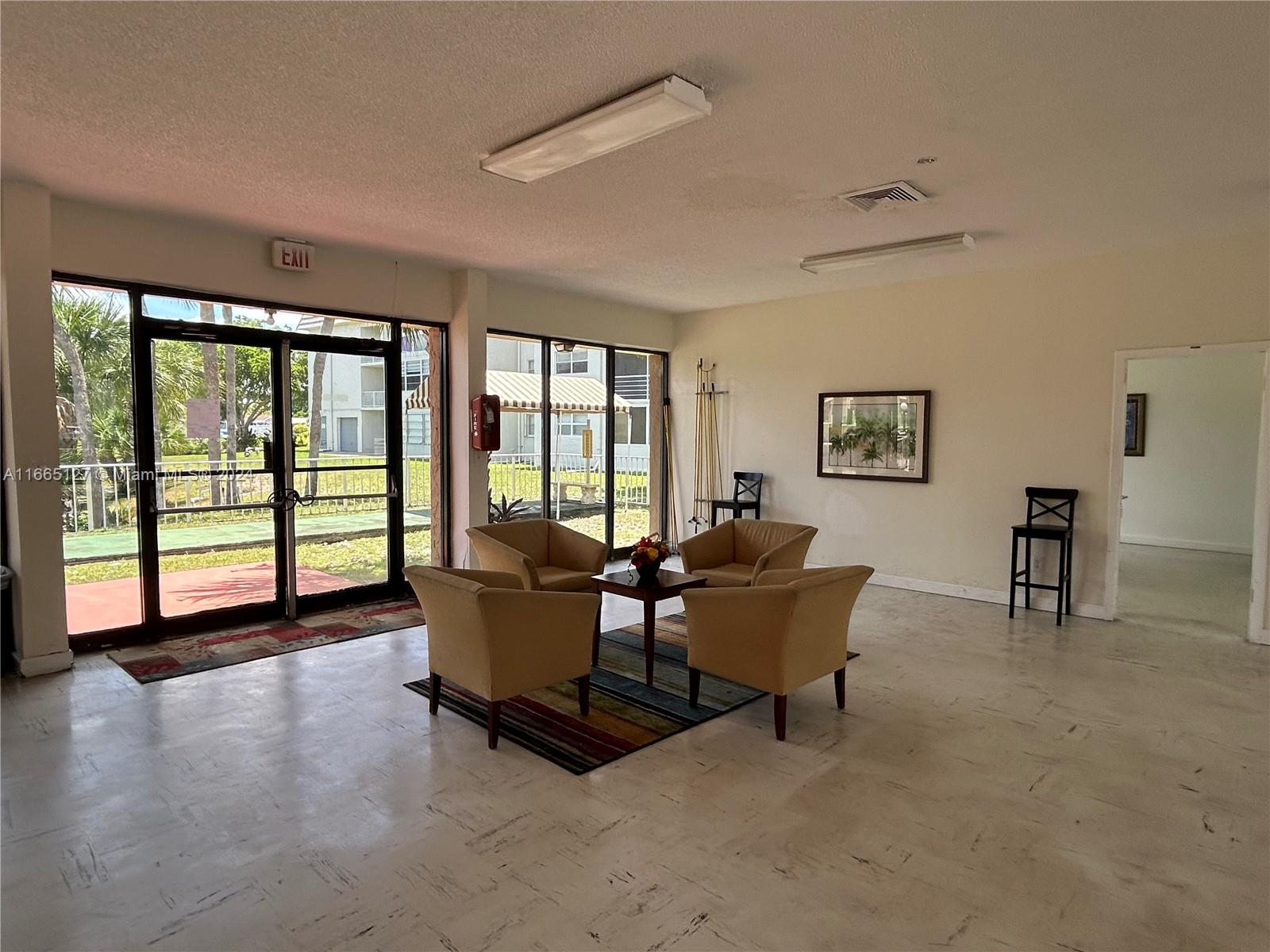 8100 Sunrise Lakes Blvd #203, Sunrise, Florida image 14