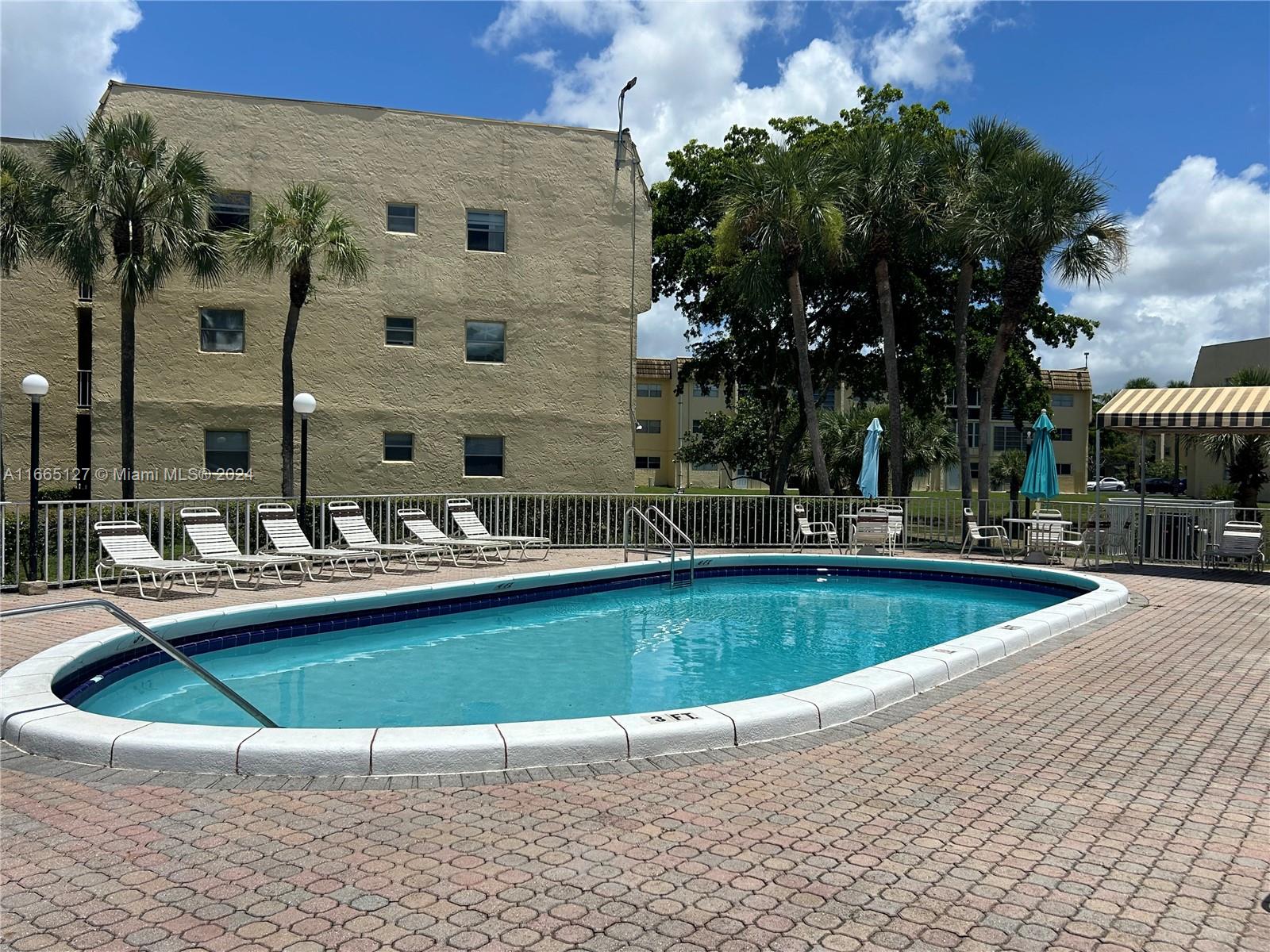 8100 Sunrise Lakes Blvd #203, Sunrise, Florida image 19