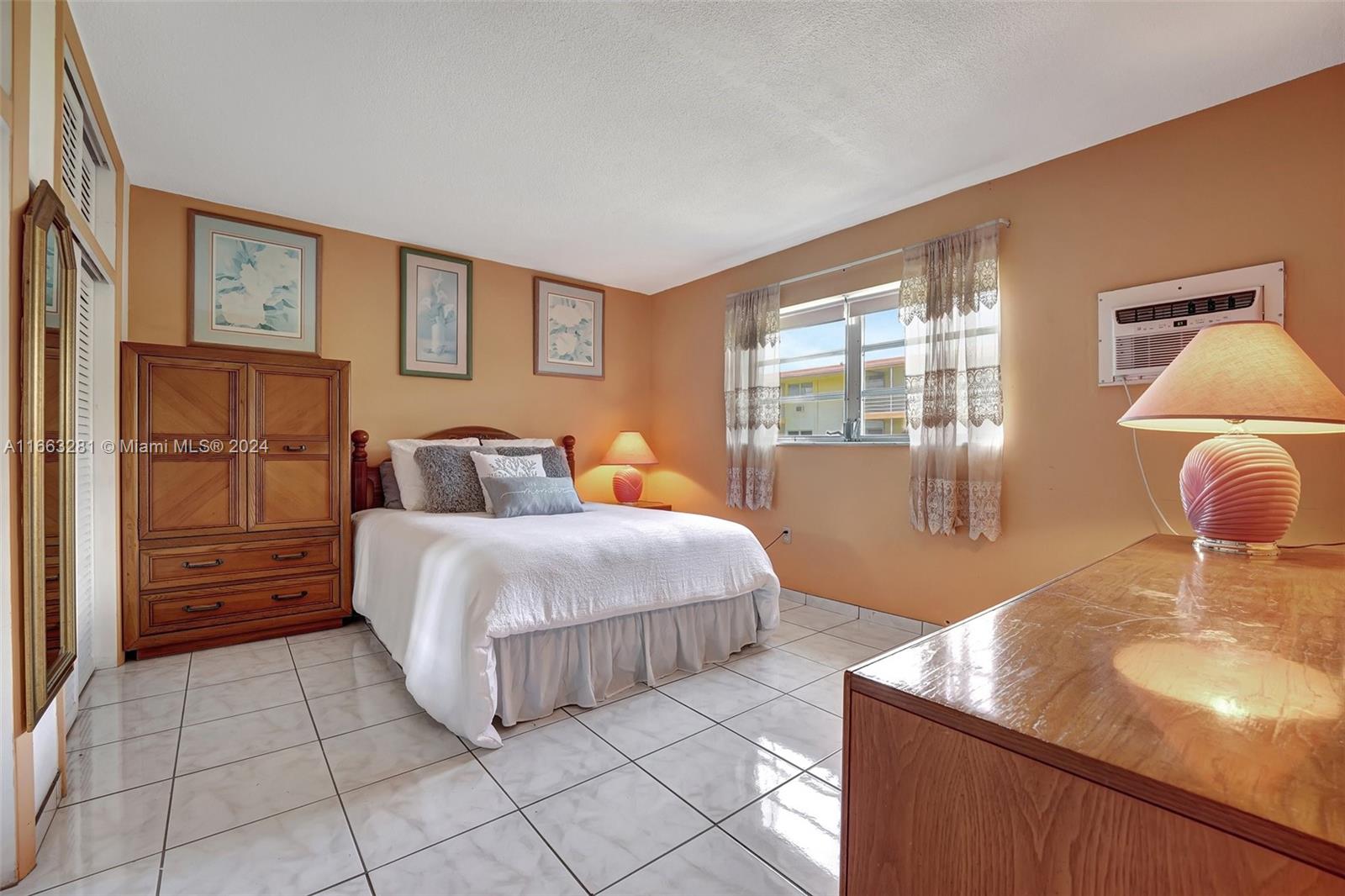 17090 NE 14th Ave #209, North Miami Beach, Florida image 9