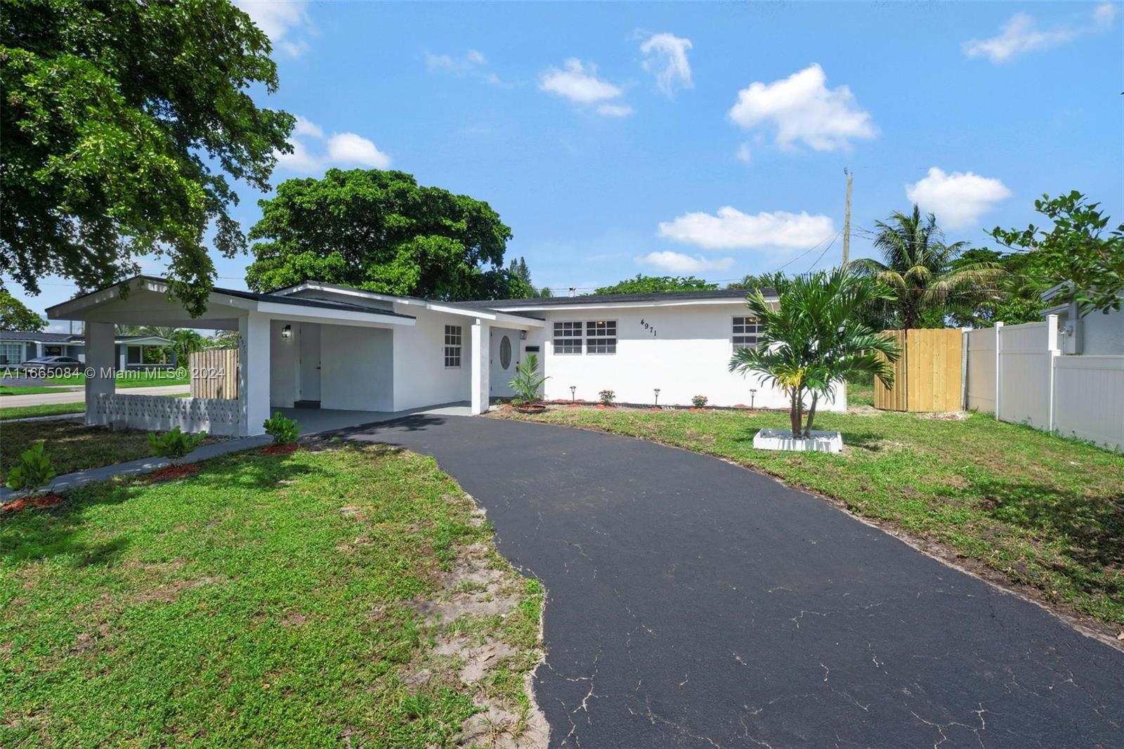 4971 NW 11th Pl, Lauderhill, Florida image 3