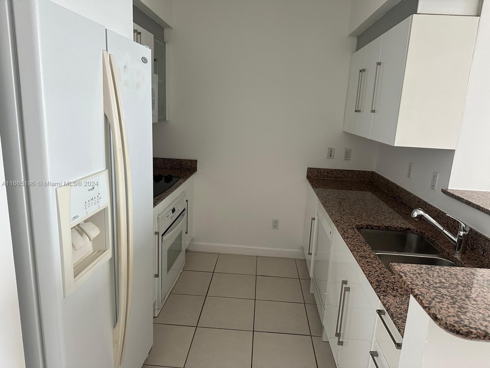 325 S BISCAYNE BL #4324, Miami FL 33131