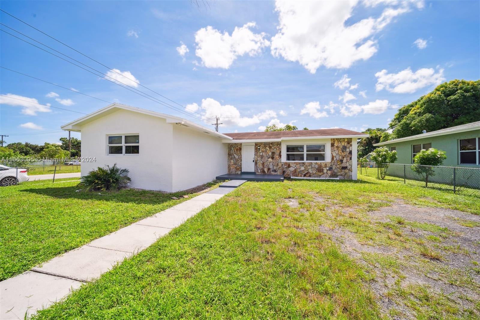 Residential, West Park, Florida image 1