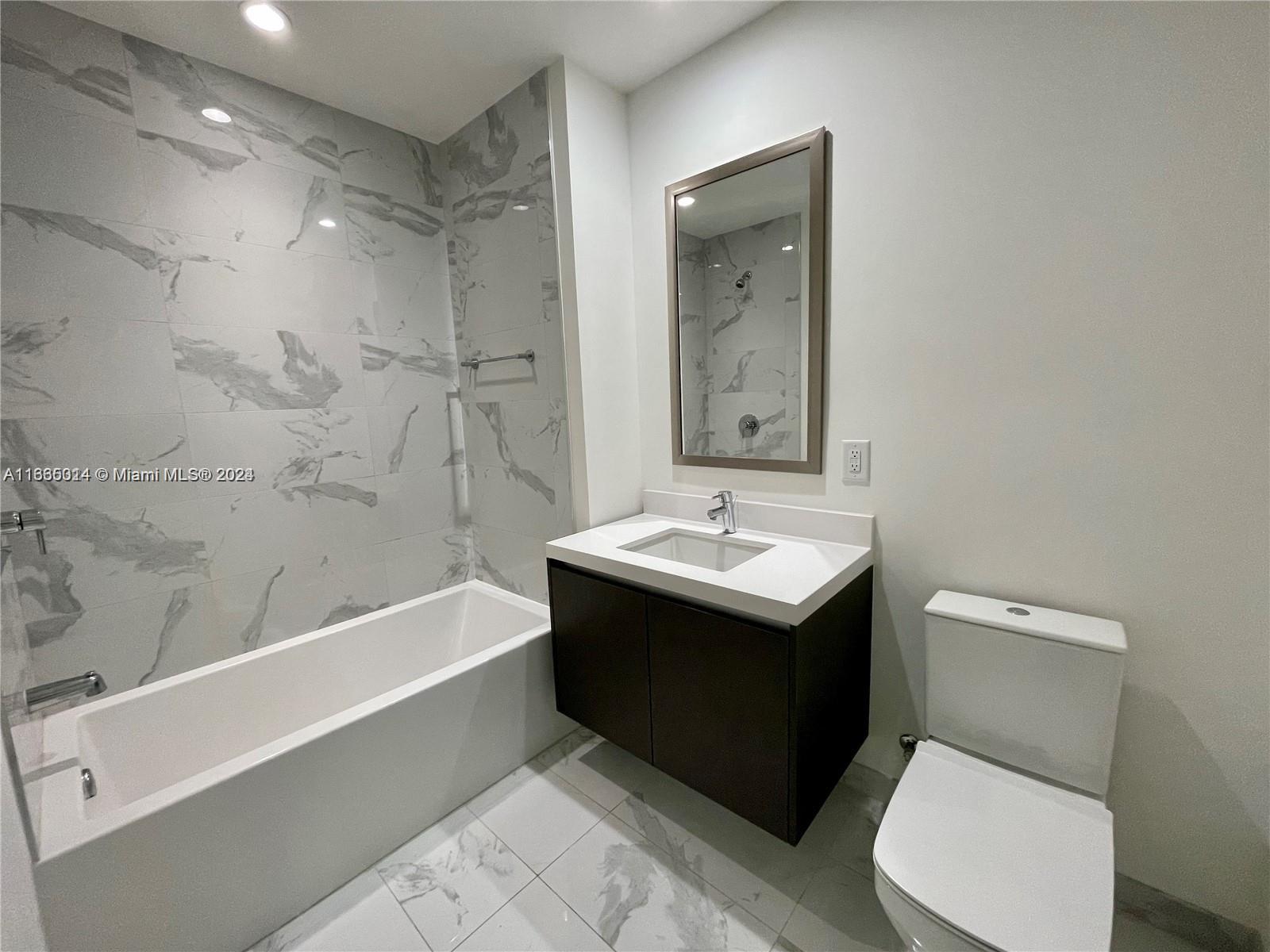 851 NE 1st Ave #3210, Miami FL 33132