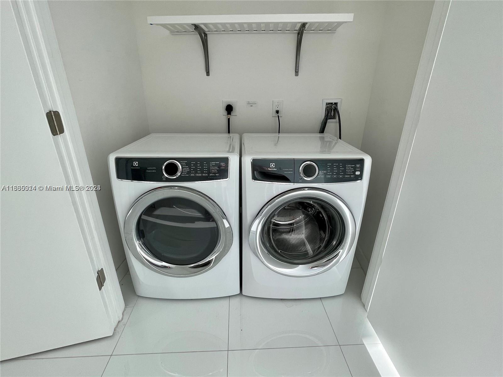 851 NE 1st Ave #3210, Miami FL 33132
