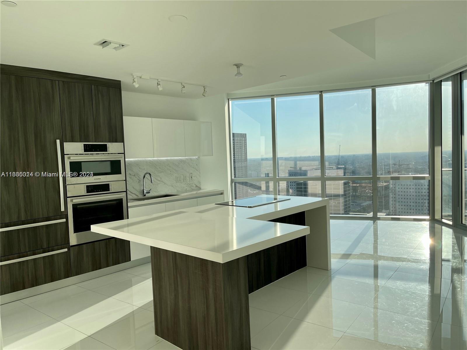 851 NE 1st Ave #3210, Miami FL 33132