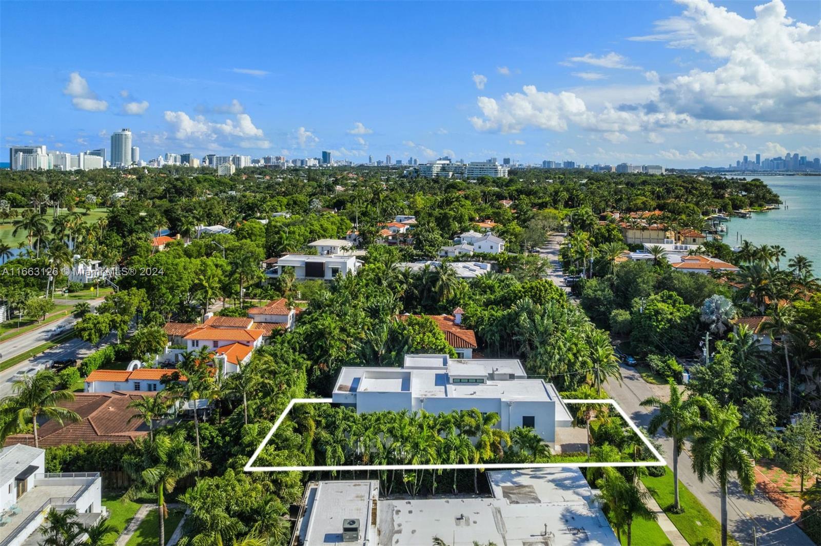 5327 N Bay Rd, Miami Beach, Florida image 36