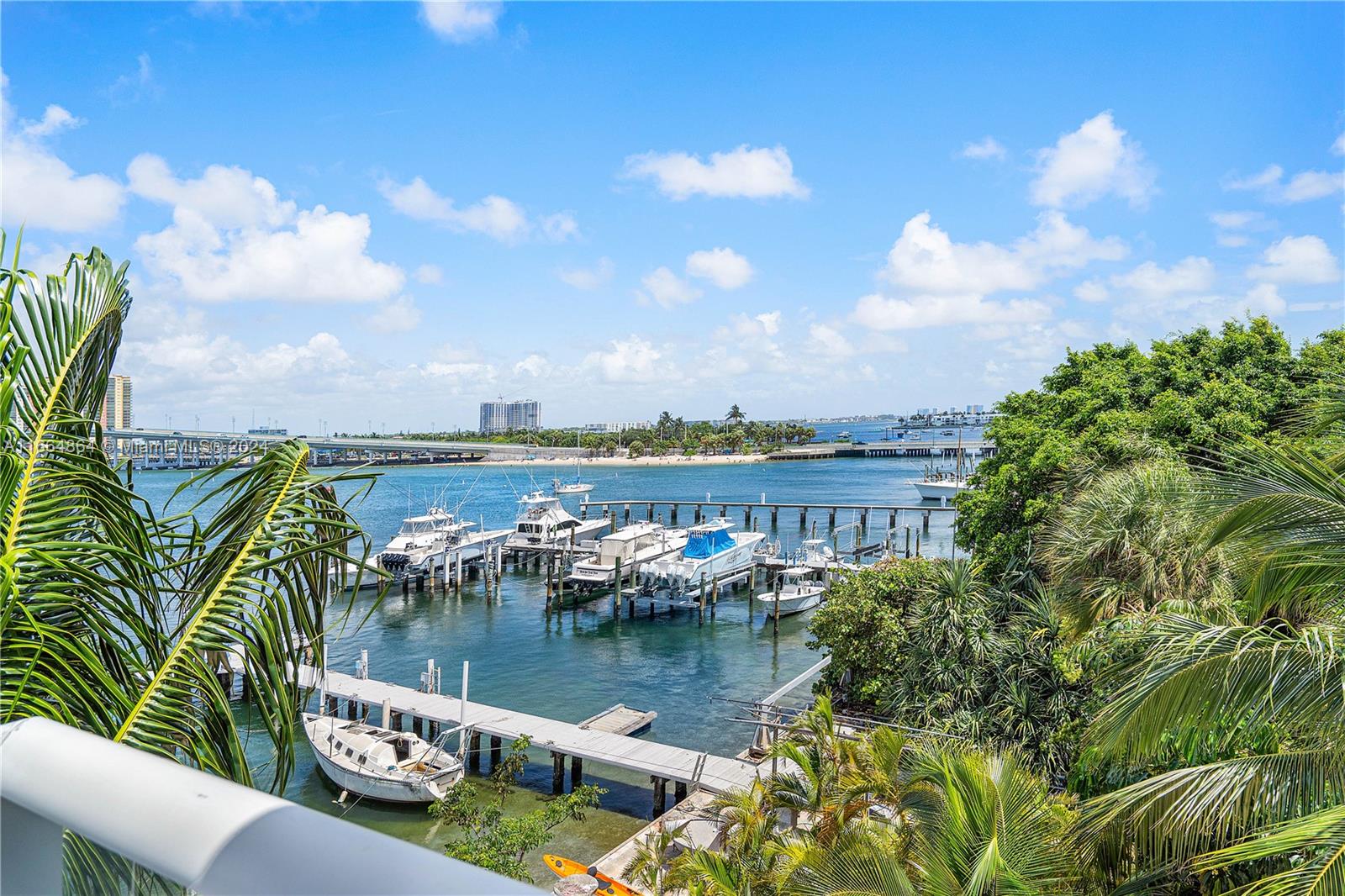 184 Lake Dr #2304, Palm Beach Shores, Florida image 30