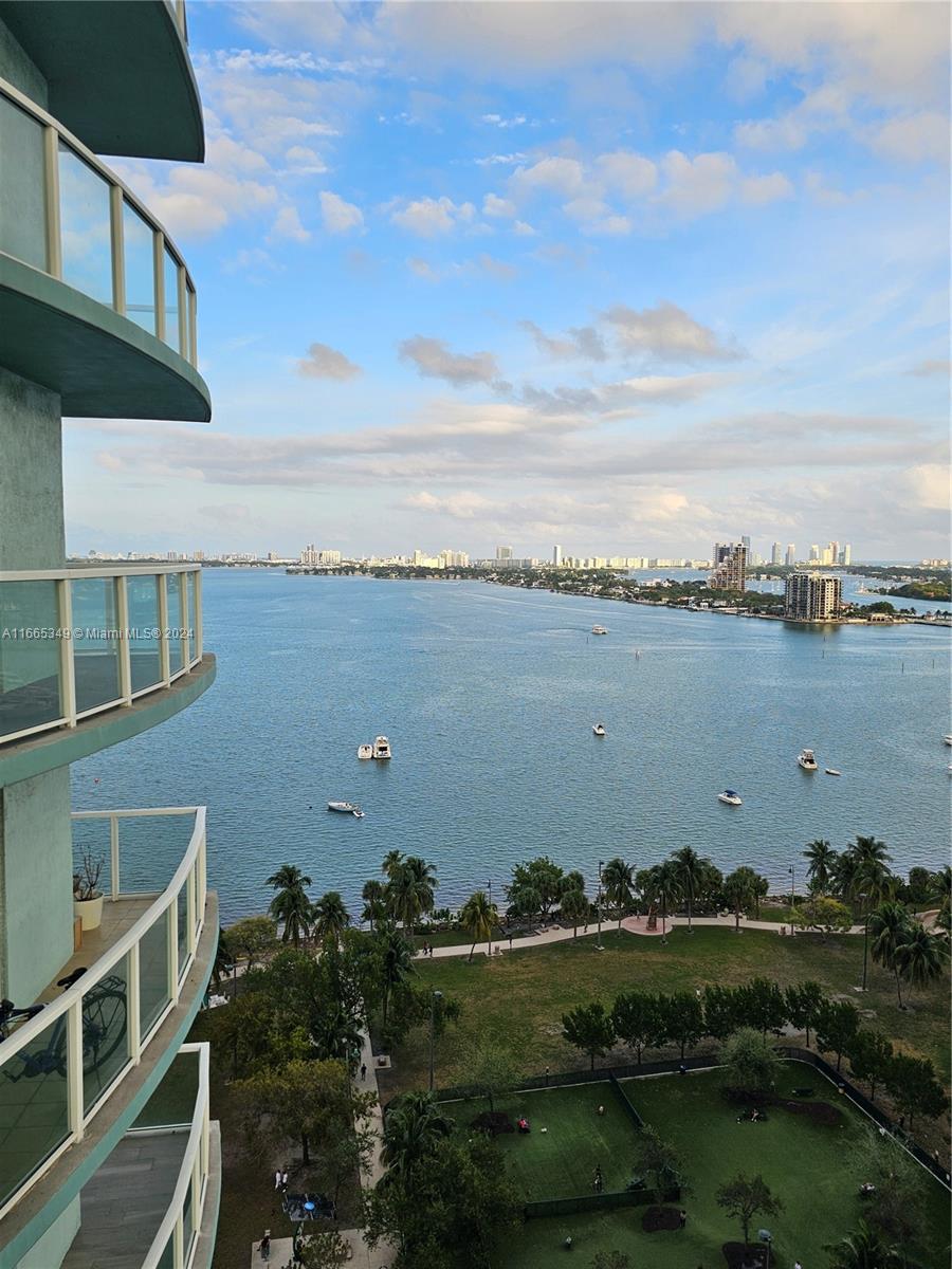 1900 N Bayshore Dr #1803, Miami, Florida image 12