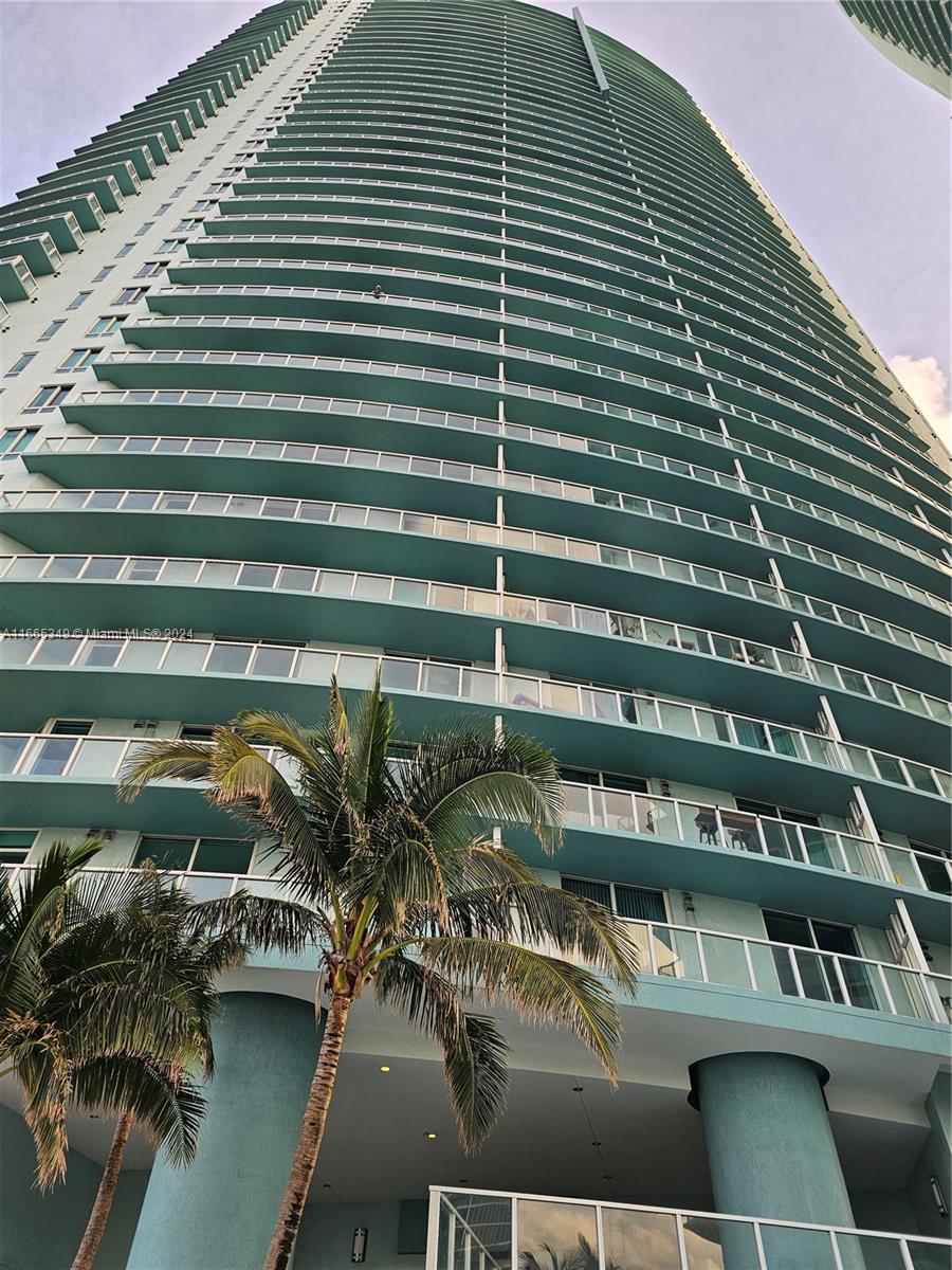 1900 N Bayshore Dr #1803, Miami, Florida image 5