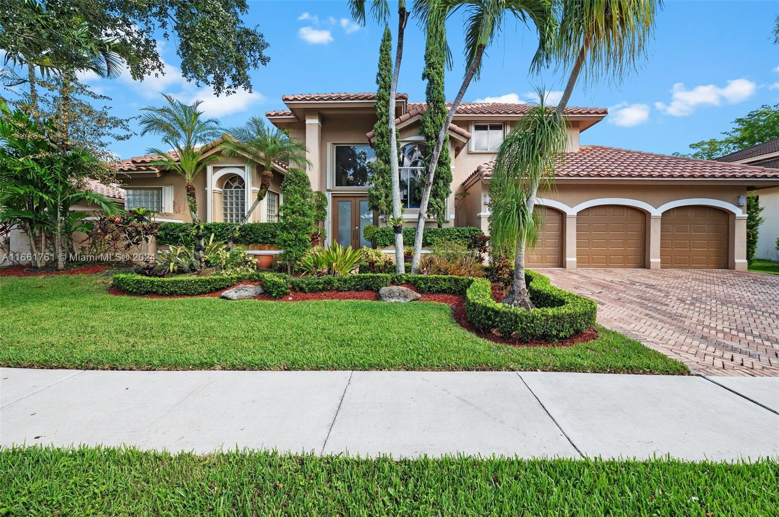 17829 NW 15th St, Pembroke Pines, Florida image 2