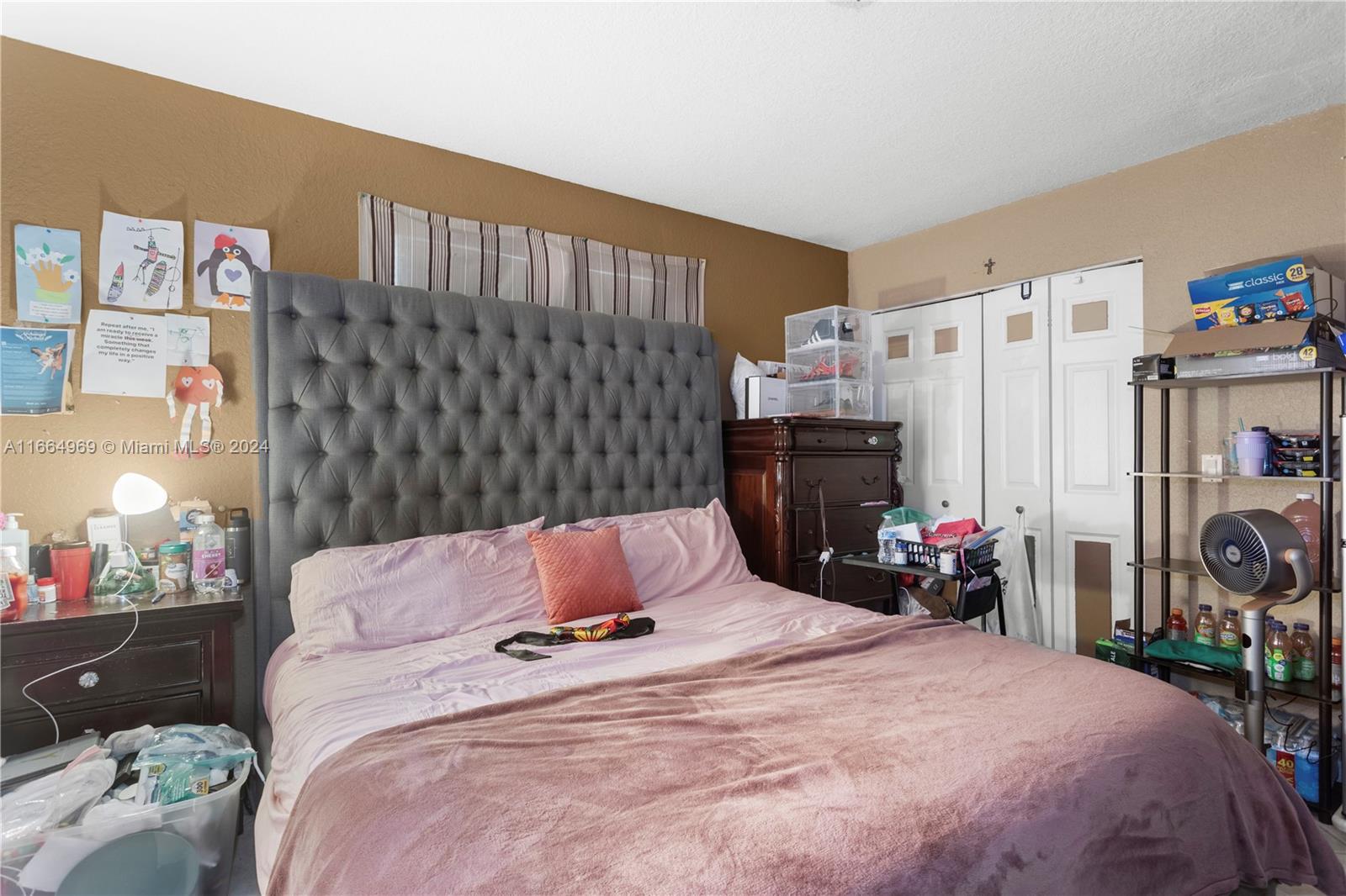 Listing Photo 9