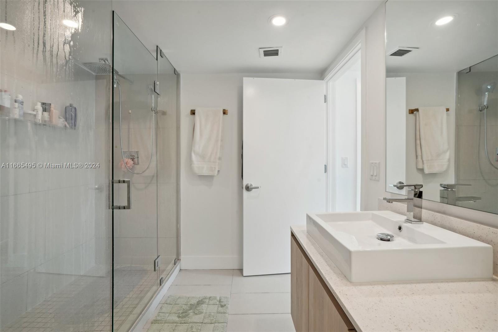 13800 Highland Dr #503, North Miami Beach, Florida image 18