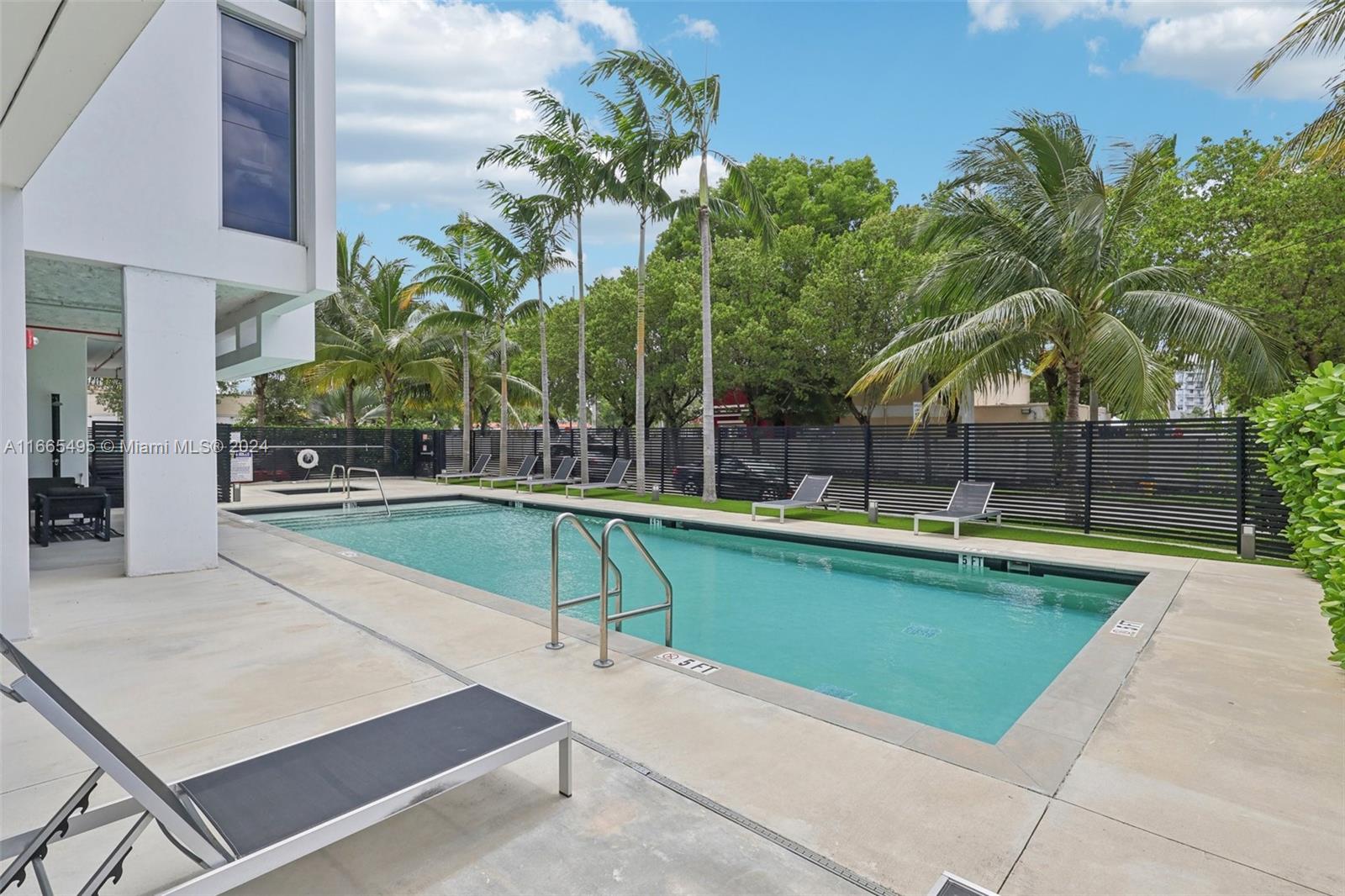 13800 Highland Dr #503, North Miami Beach, Florida image 33