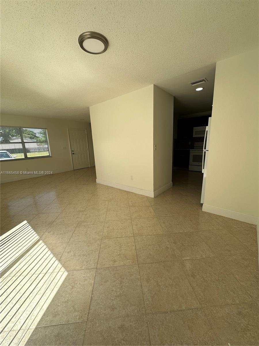 75 NE 12th Ave #75, Homestead, Florida image 6