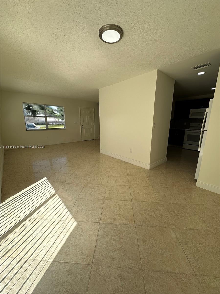 75 NE 12th Ave #75, Homestead, Florida image 7