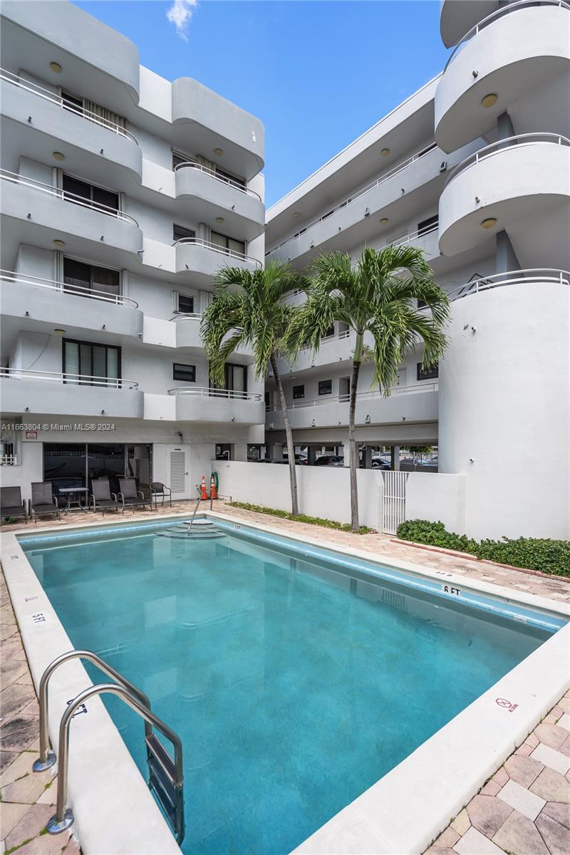 8201 Byron Ave #204, Miami Beach, Florida image 31