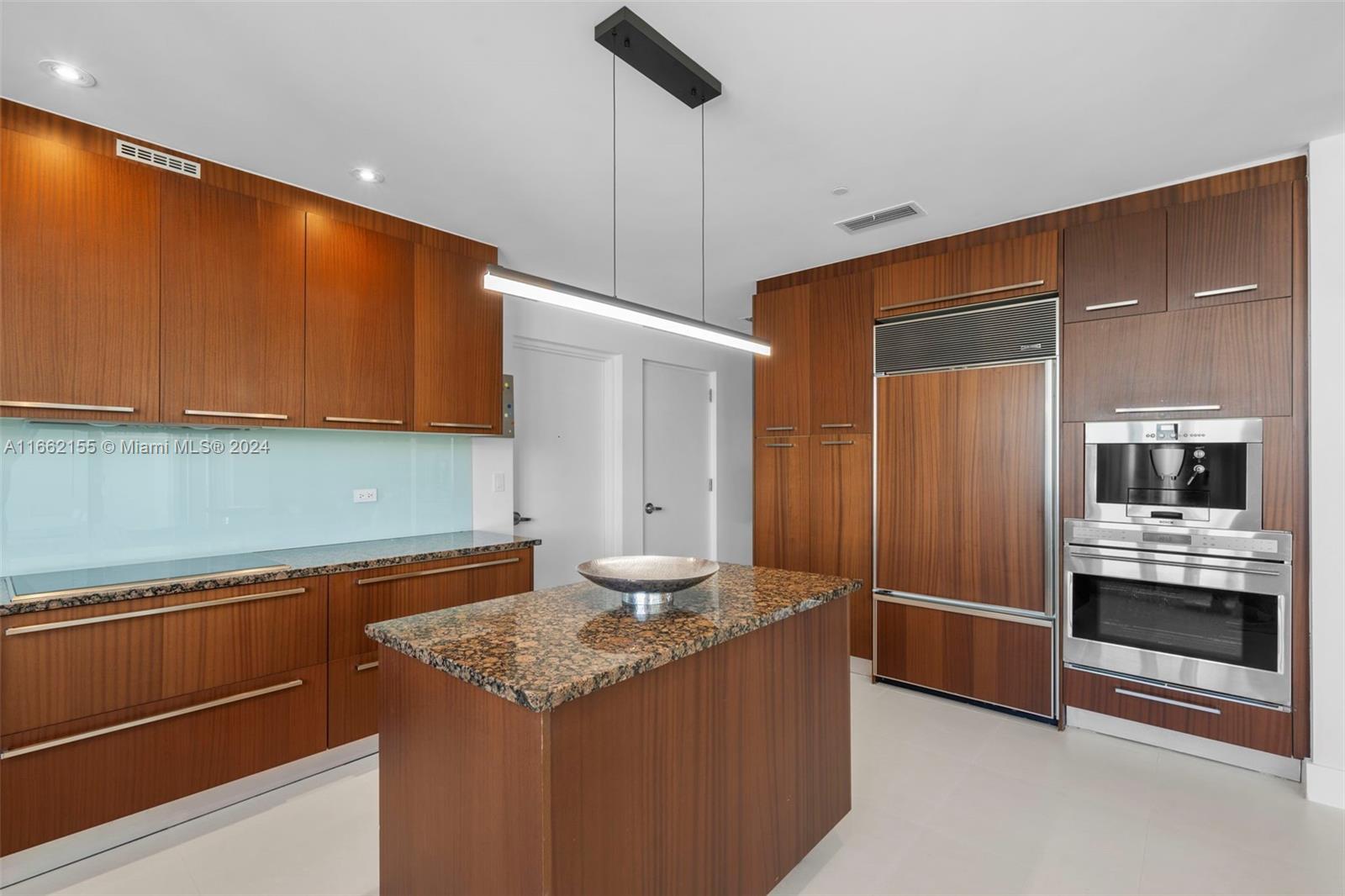 16001 Collins Ave #2706, Sunny Isles Beach FL 33160