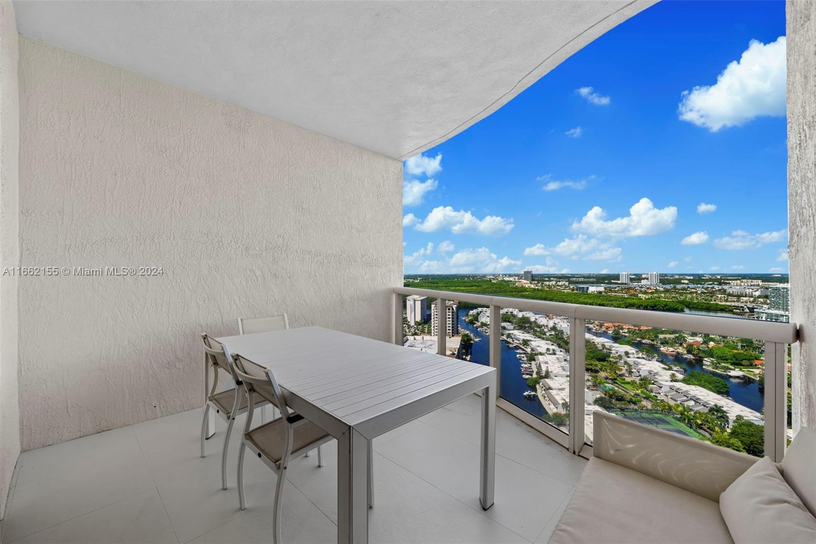 16001 Collins Ave #2706, Sunny Isles Beach FL 33160