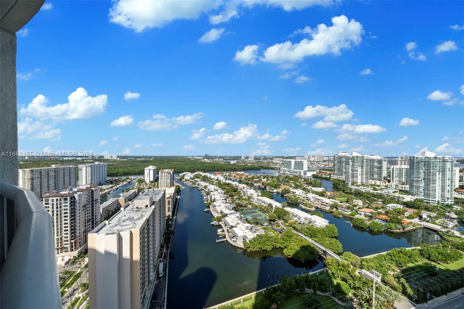 16001 Collins Ave #2706, Sunny Isles Beach FL 33160