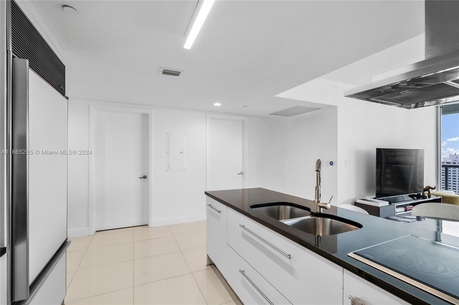 495 Brickell Ave #2011, Miami FL 33131
