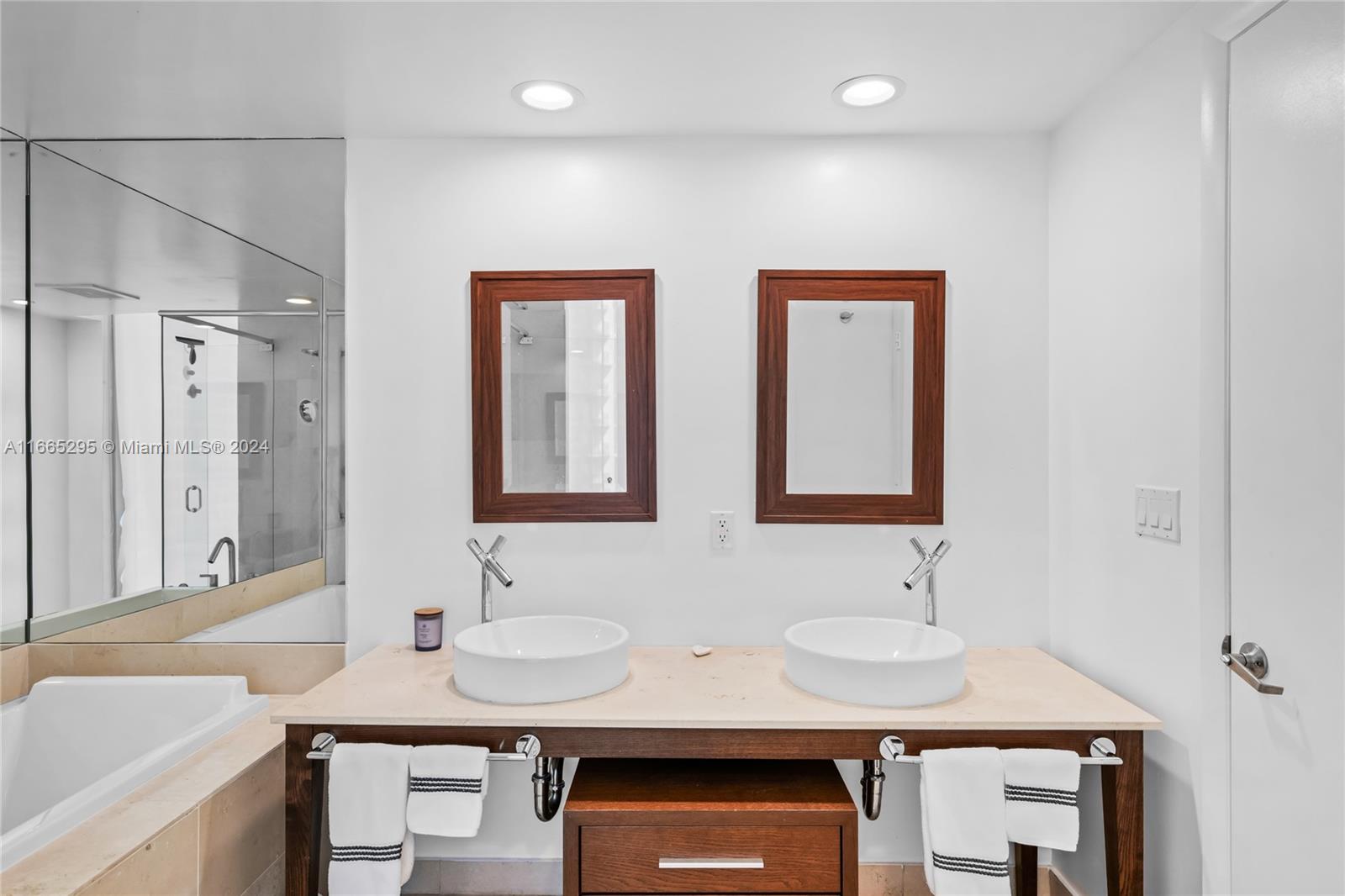 495 Brickell Ave #2011, Miami FL 33131