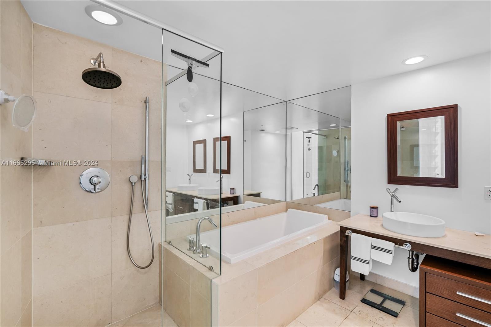 495 Brickell Ave #2011, Miami FL 33131