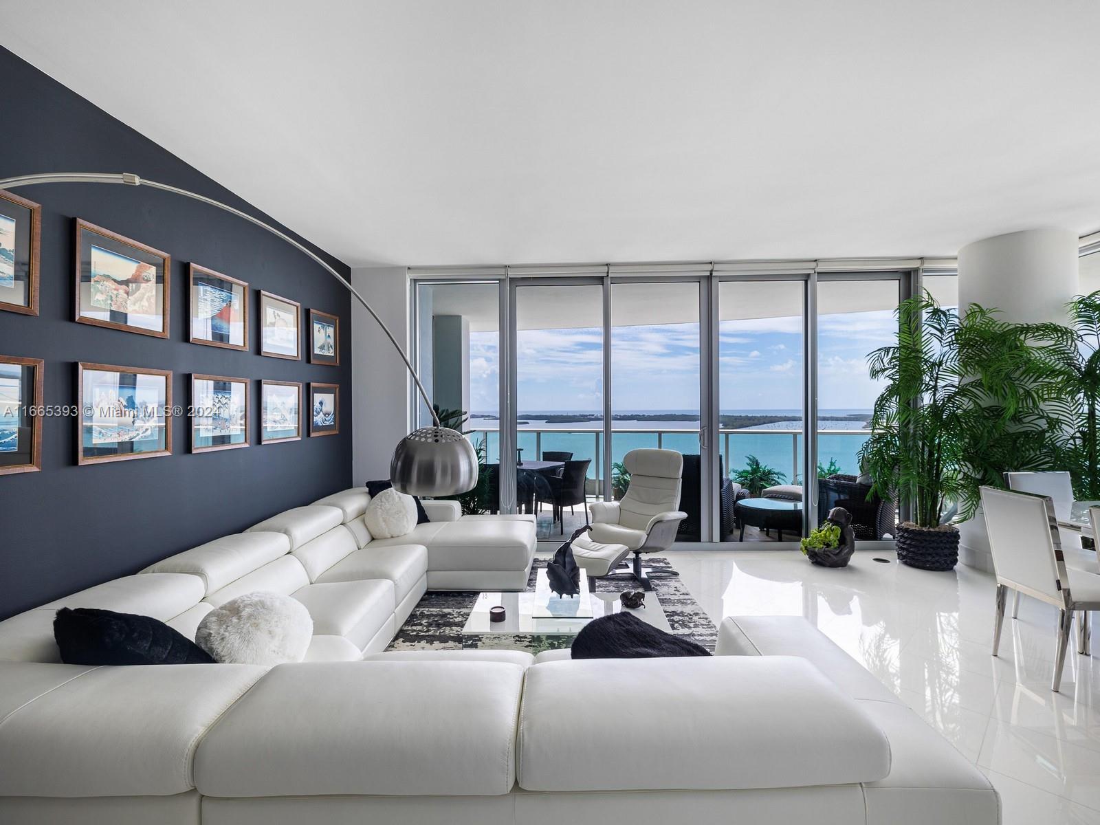 1331 Brickell Bay Dr #2711, Miami FL 33131