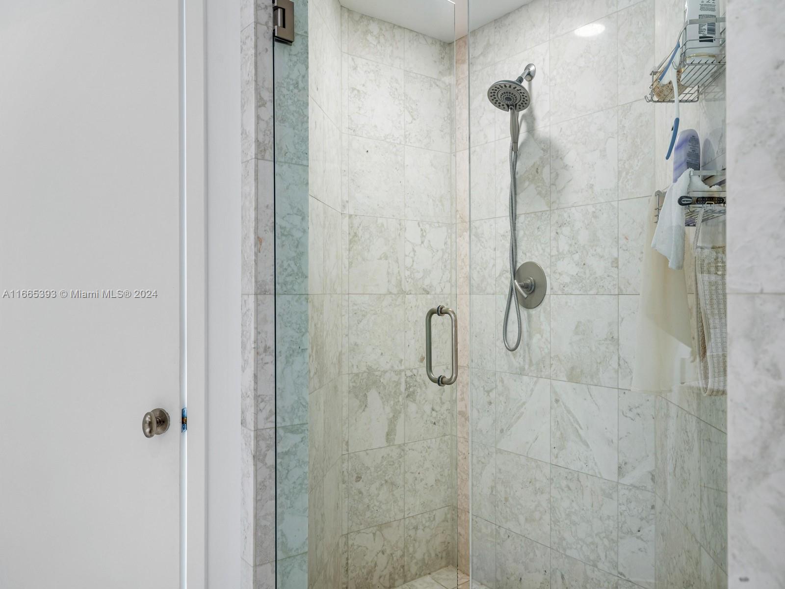 1331 Brickell Bay Dr #2711, Miami FL 33131
