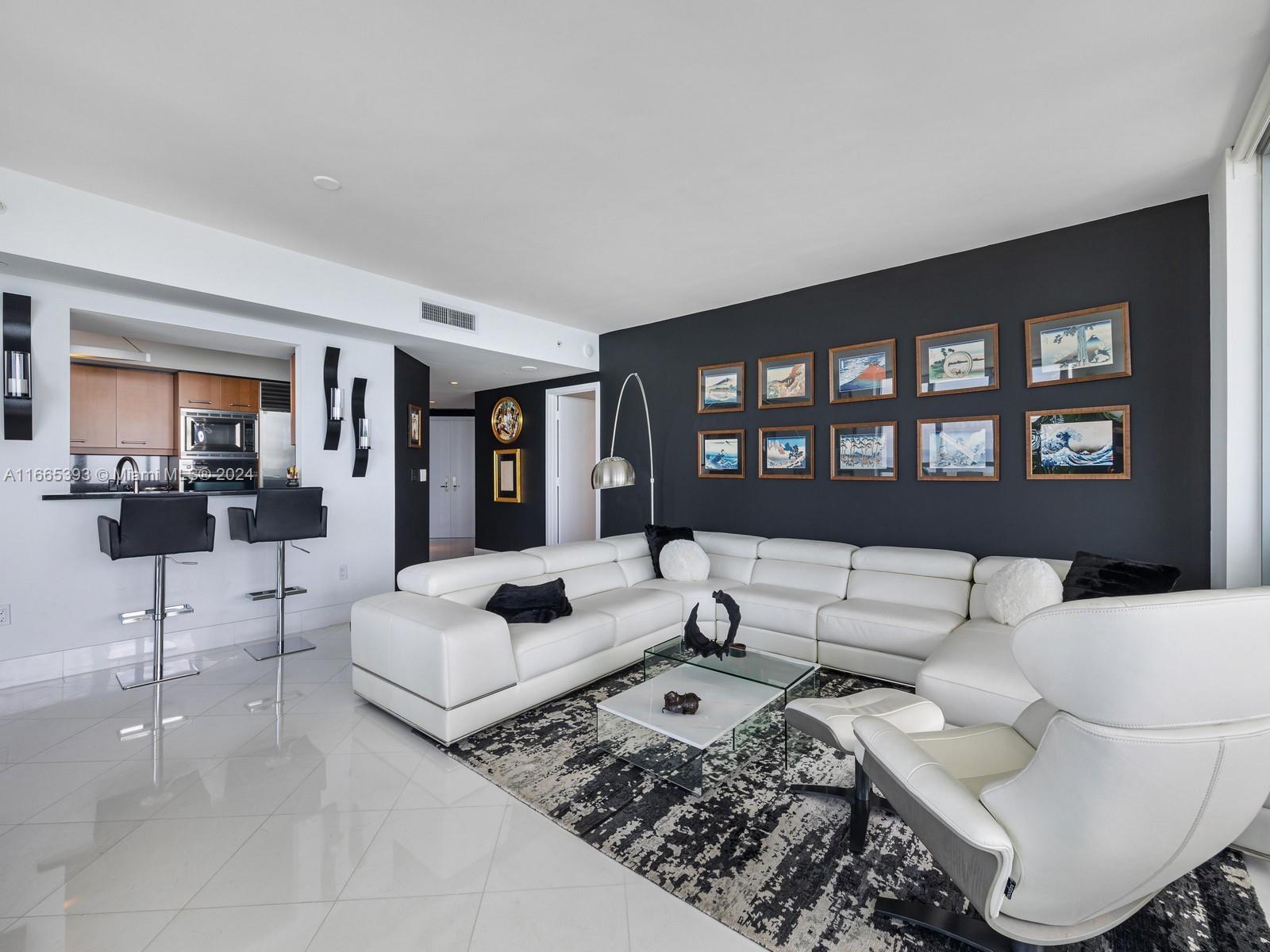 1331 Brickell Bay Dr #2711, Miami FL 33131