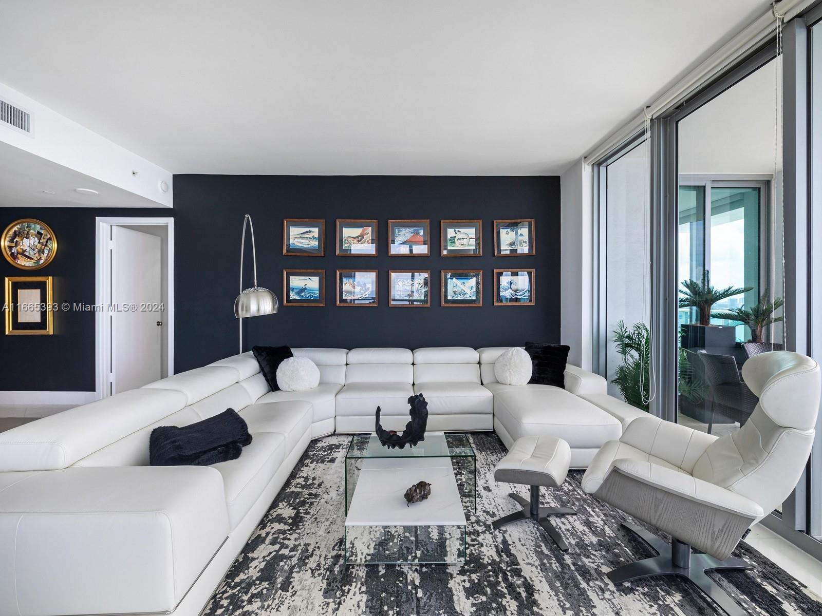 1331 Brickell Bay Dr #2711, Miami FL 33131