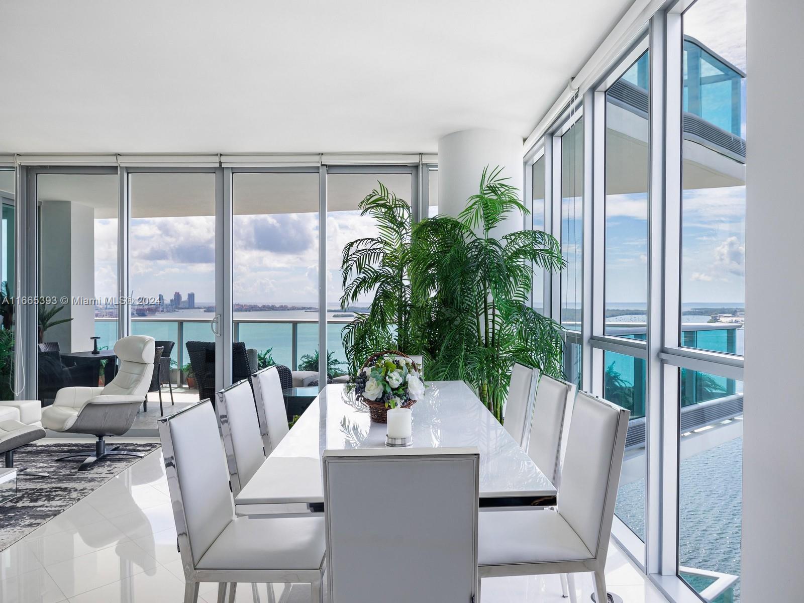 1331 Brickell Bay Dr #2711, Miami FL 33131