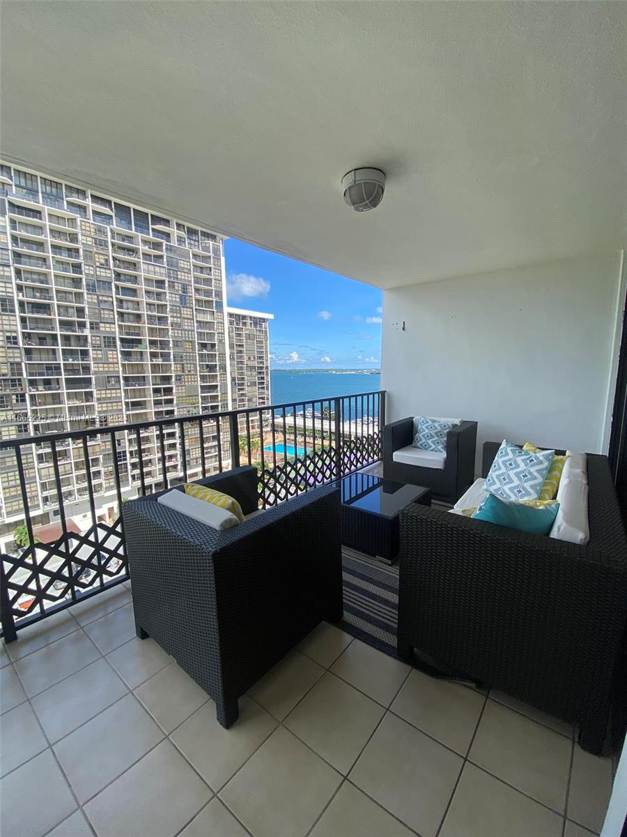 1915 Brickell Ave #C-1402, Miami FL 33129